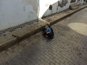 Gazimağusa Suriçi’nde şüpheli bavula müdahale edildi: Bavuldan 2 adet boş pet şişe çıktı