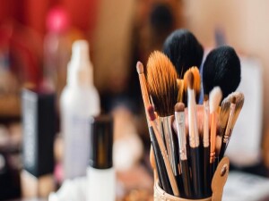 ABD'lilerin neredeyse yarısı, güzellik rutinleri için borca girmeye hazır