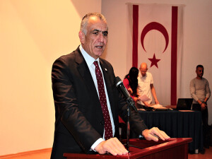 Çavuşoğlu, öğretmenlerin tasarladığı Otomatik El Dezenfektan Makinesinin tanıtımına katılacak