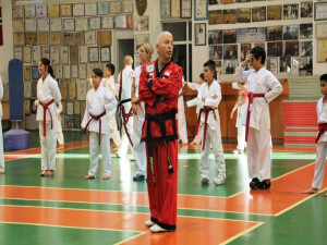 Karate Federasyonu Kurucu Başkanı Gökbilen’e onursal başkanlık unvanı verildi