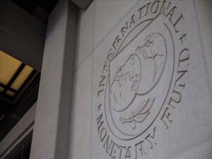 IMF küresel ekonomik büyüme tahminlerini yükseltti
