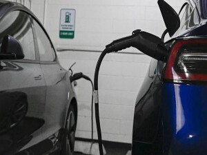 Avrupa'da yılın ilk yarısında 1 milyondan fazla elektrikli araç satıldı