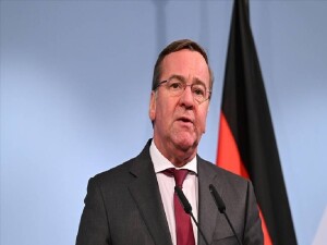 Pistorius, ABD'nin Grönland'a ilişkin emellerini "güç oyunu" olarak nitelendirdi