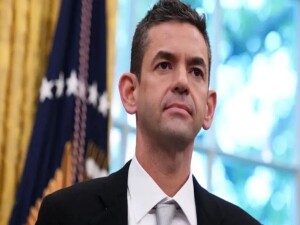Trump'ın gündemi UFO'lar ve NASA yöneticisinin kulakları