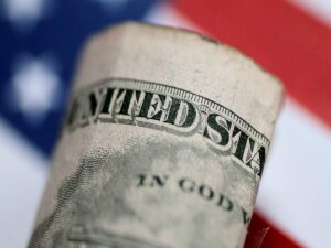 Trump, ABD dolarının değer kaybından endişe duymadığını belirtti