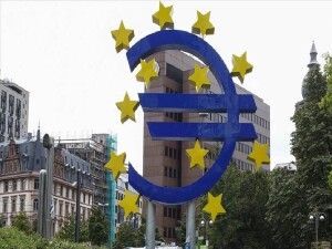 ECB tutanakları üyelerin olası faiz şoklarına karşı daha hazırlıklı olduklarını gösterdi