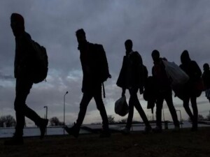 Güney Kıbrıs’ta 171 düzensiz göçmen ülkelerine geri gönderildi