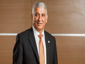 Mahmut Özçınar, 2026 yılı için dileklerde bulundu: Huzur, bereket ve mutluluk getirsin