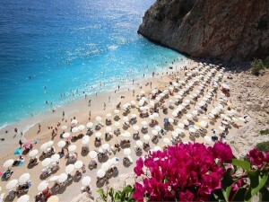 Antalya’da “Dumansız Plaj” uygulaması başlatıldı