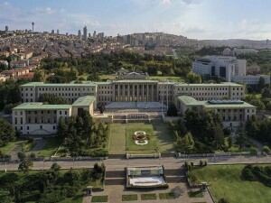 Türkiye'de sahte diplomaya hapis cezası mecliste