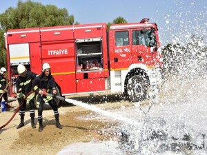 Gönyeli ve Çatalköy’de iki ayrı yangın meydana geldi: Polisin soruşturması sürüyor