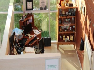 Birinci Etap Tuncer Bağışkan Kişisel Arşiv Fonu ile Tuncer Bağışkan Çalışma Ofisi Süreğen Sergisi’nin açılışı yapıldı