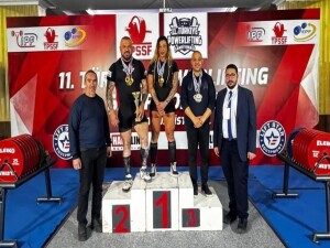 Mehmet Ali Deniz ve Serpil Özkan”dan Türkiye Powerlifting Şampiyonasında çifte Şampiyonluk
