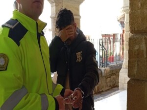 774 gündür ikamet izinsiz yaşadığı tespit edilen zanlı 3 gün tutuklu kalacak