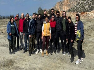 HP Gençlik Örgütü fidan dikti: Daha yeşil bir Kıbrıs doğaya sahip çıkan bir anlayışla mümkün