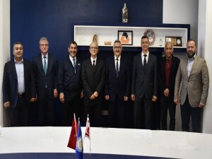 DAÜ Vakıf Yöneticiler Kurulu’nda devir teslim yapıldı