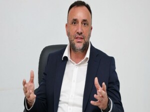 Zeki Çeler: Savaşın gölgesi Kıbrıs’a da düştü, sivilleri hedef alan vahşet derhal durmalı