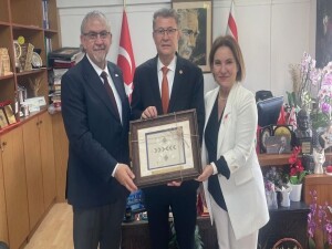 Kültür Dairesi Müdürü Zaimağaoğlu, TDK ve AÖA başkanını kabul etti: Ortak çalışmalar ele alındı