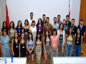 Türkiye ve KKTC'nin TOLES için ilk tescilli sınav merkezi DAÜ'de, sınava 26 DAÜ'lü aday katıldı