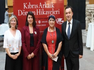 Mine Okur’un “Arkaik Sezgi” sergisi Ankara’da açıldı