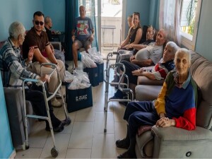 Döveç Group’tan 1 Ekim Dünya Yaşlılar Günü’nde anlamlı ziyaret