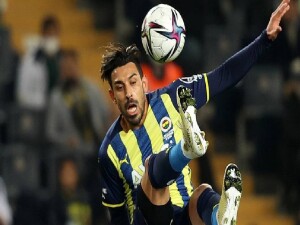 Fenerbahçe, İrfan Can Kahveci'yi Kasımpaşa'ya kiraladı