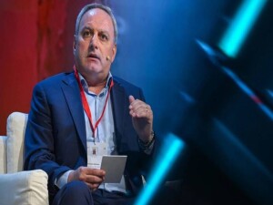 AKEL Genel Sekreteri Stefanos Stefanu: Kıbrıs sorununda hareketlilik var ancak net yol haritası şart