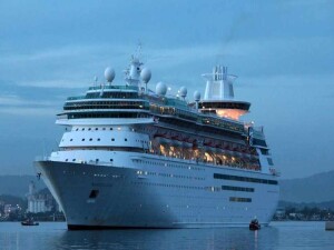 Dünyanın hidrojenle çalışan ilk kruvaziyeri suya indi