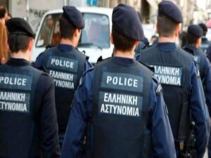 Yunanistan'da babasının cesedini emekli maaşı için dondurucuda saklayan kişi yakalandı