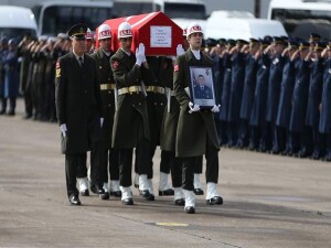 Şehit F-16 pilotu Bolat'ın cenazesi memleketine uğurlandı