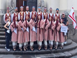 Folk-Der Macaristan'dan ödülle döndü