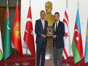 Ertuğruloğlu, Azerbaycan Milli Meclisi heyetini kabul etti