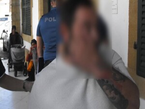 Döviz bürosunda 1 milyon TL ve dövizleri zimmetine geçirdiği iddia edilen zanlıya ek tutukluluk