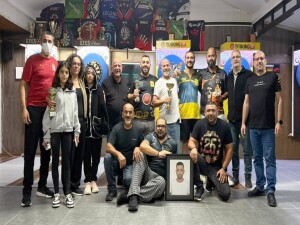 İbrahim Kahya anısına düzenlenen Darts turnuvasını Derviş Çocuk kazandı