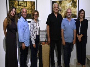 Emel Sefer’in, “İçimdeki Sınır-Fiziksel Bölünmüşlüğün Psikolojik Portresi Sergisi" yarına kadar ziyaret edilebilecek