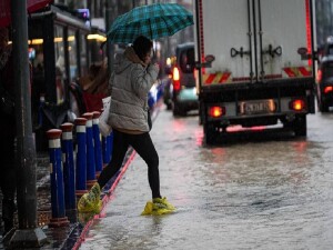 İzmir'e 44 günde geçen yılın toplamından fazla yağış düştü