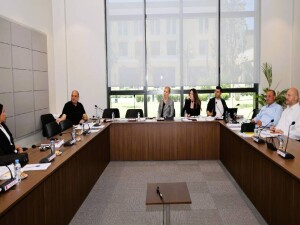 Ekonomi, Maliye, Bütçe ve Plan Komitesi üç yasa tasarısını görüştü