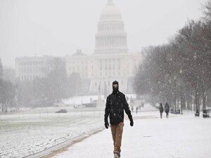 ABD'nin başkenti Washington'da yaklaşan kar fırtınası sebebiyle "acil durum" ilan edildi