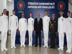 Ali Murat Başçeri, Deniz Harp Okulu öğrencilerini kabul etti