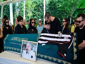 Reha Muhtar son yolculuğuna uğurlandı