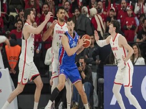 12 Dev Adam 4'te 4 yaptı ve ikinci turu garantiledi