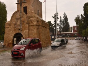 Rum Meteoroloji Dairesi şiddetli yağış ve fırtına için sarı alarm verdi