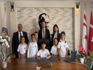 Çatalköy İlkokulu ve Esentepe İlkokulu öğrencileri Ceyhun Kırok'u ziyaret etti