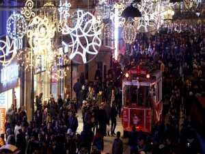 İstanbul'da yılbaşı önlemleri: 50 bin personel sahada
