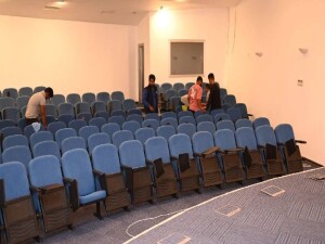 Gönyeli-Alayköy Belediyesi konferans salonu yenileniyor