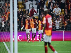 Trendyol Süper Lig'de Galatasaray haftayı lider tamamladı