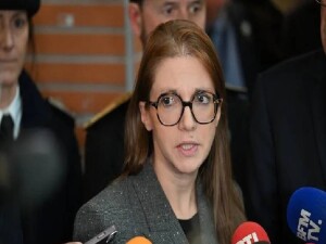 Fransa'da terör saldırısı sonrası ayrımcılıkla mücadeleden sorumlu bakanın görevden alınması çağrısı