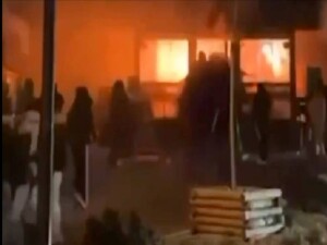 İsviçre'de 40 kişinin ölümüyle sonuçlanan bar yangını, zincirleme ihmalleri gündeme getirdi