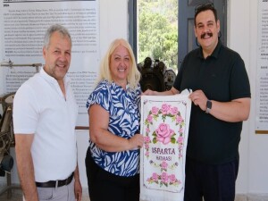 Yalvaç Belediye Başkanı Kodal, Mehmetçik’te