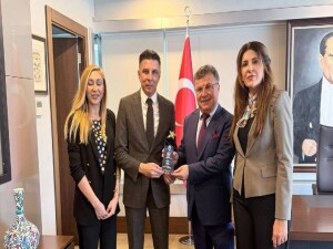 Hüseyin Amcaoğlu’na “Jüri Özel Ödülü” takdim edildi